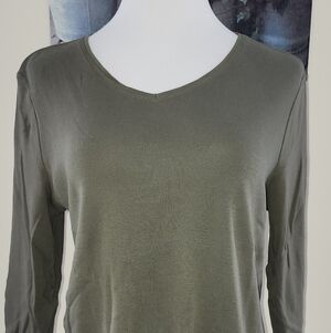 Chico's Women's 3/4 Sleeve V-Neck Top Dark Olive Green Size 2 (Large)